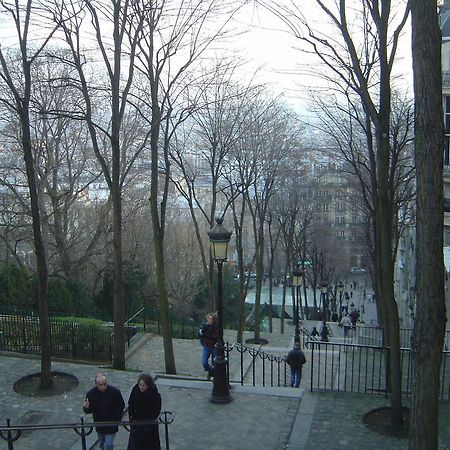 Duplex De Charme Au Coeur De Montmartre Lägenhet Paris Exteriör bild