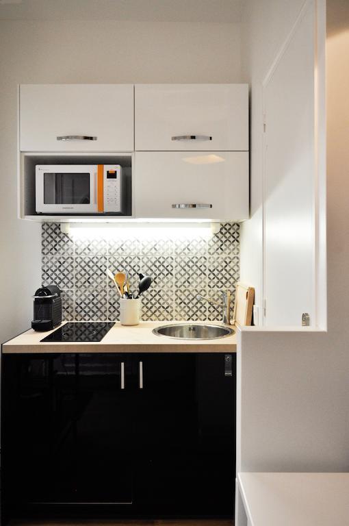 Duplex De Charme Au Coeur De Montmartre Lägenhet Paris Rum bild